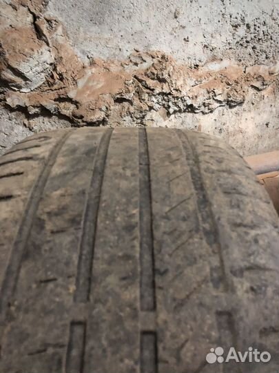 Kinforest KF-550 235/40 R18 36