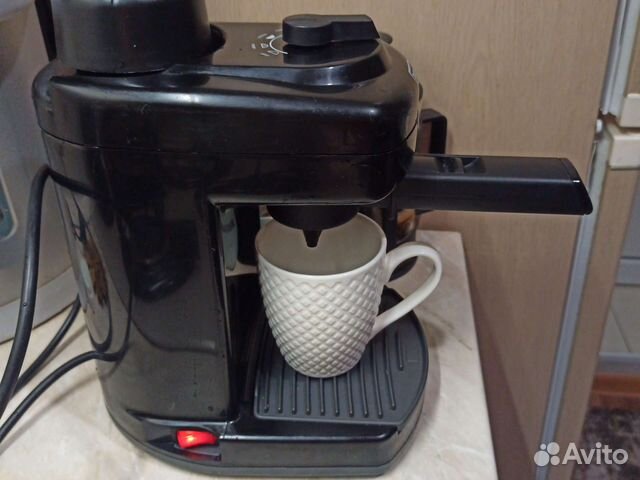 Кофемашина Delonghi рожковая