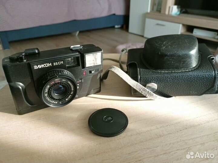 Плёночный фотоаппарат Эликон 35 см