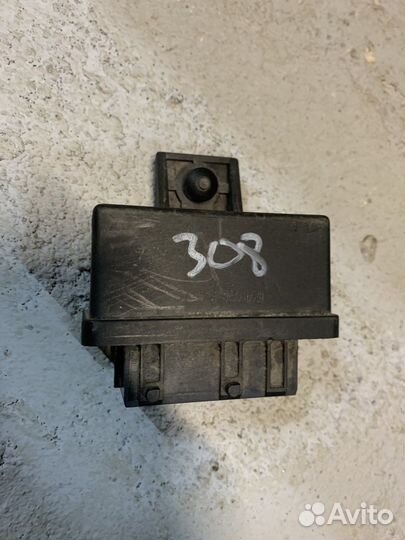 Реле электробензонасоса Peugeot 308