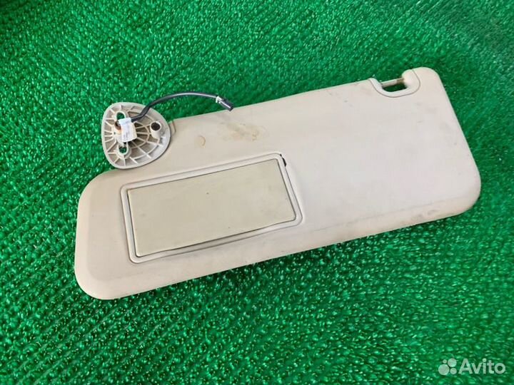 Козырек солнцезащитный лев. Dodge RAM, RAM1500, RA