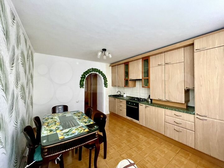 2-к. квартира, 68 м², 3/4 эт.