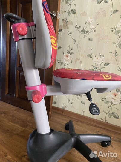 Компьютерный стул ортопедический