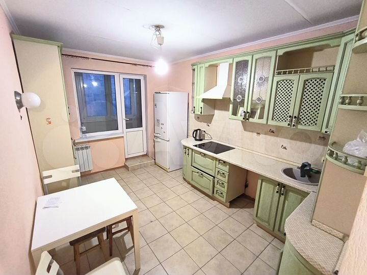 2-к. квартира, 60 м², 5/10 эт.