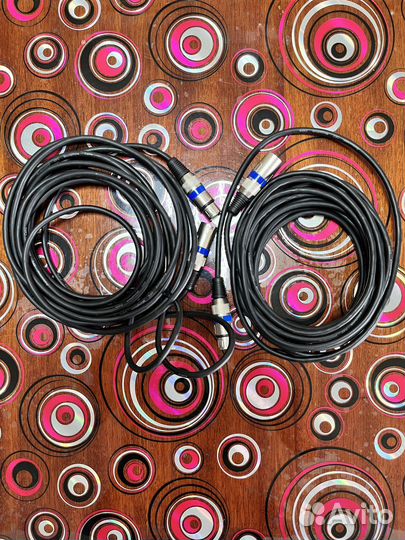 Микшерный пульт с микрофонами