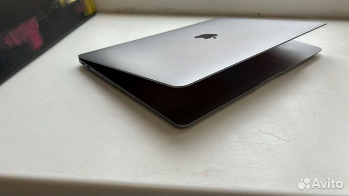 MacBook Air 13 M1 2020 16/256 Ростест