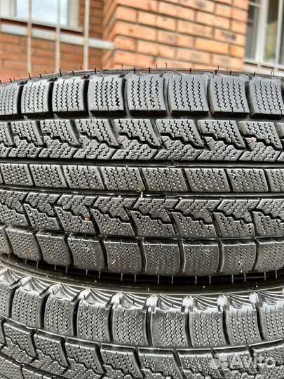 Roadstone winguard ice 185/65 R15