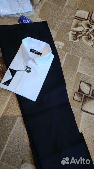 Рубашки брюки для мальчиков новые