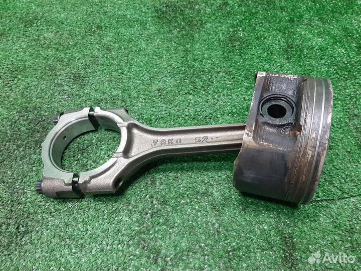 Поршень с шатуном Suzuki Grand Vitara 2012