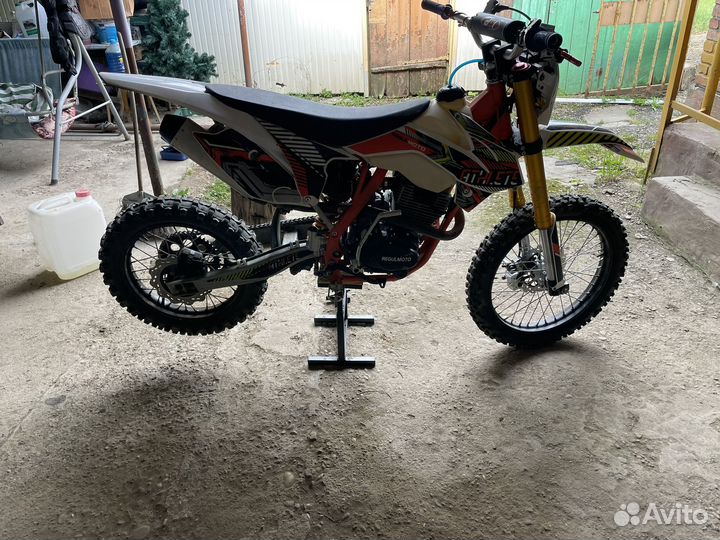 Regulmoto Athlete 250