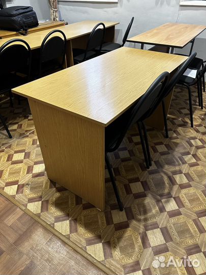 Рабочий стол / парта
