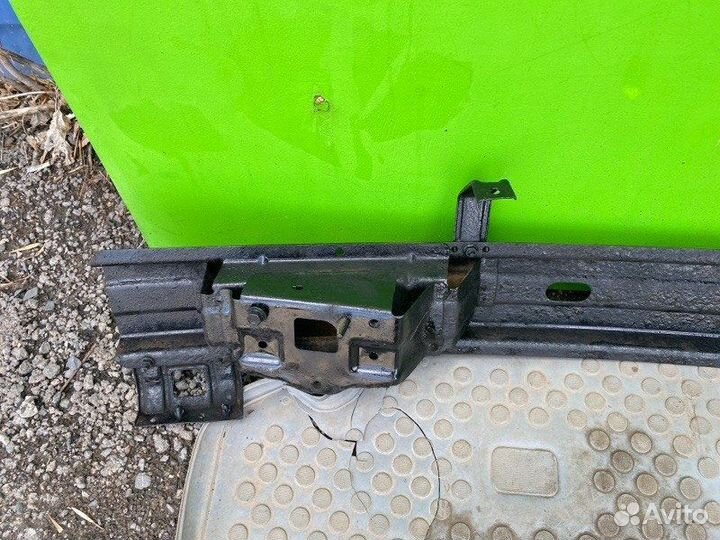 Усилитель бампера задний Hyundai Accent G4EC 2005