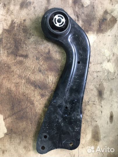 Рычаг задний продольный правый VW tiguan