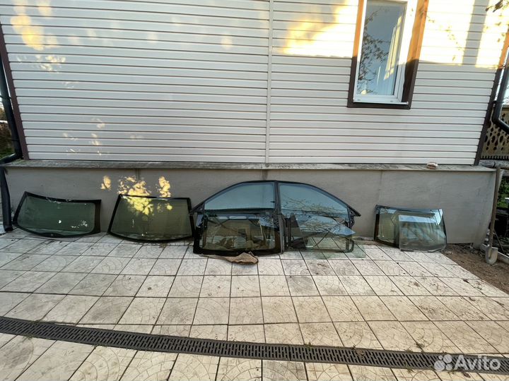 Стекло audi a 3 8l