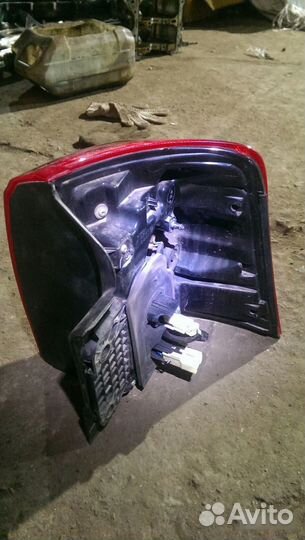 Задний фонарь левый Land Cruiser 200 Рестайлинг