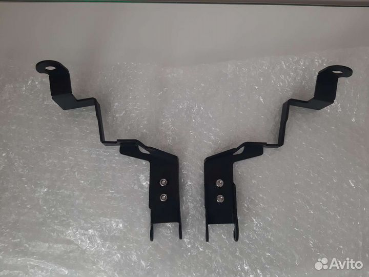 Крепление дополнительных фар Mini Countryman r60