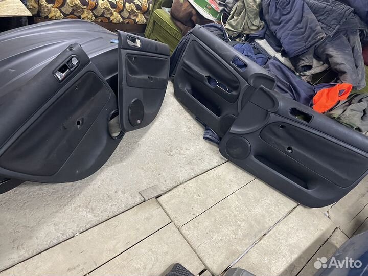 Общивки пассат б5 (целые)