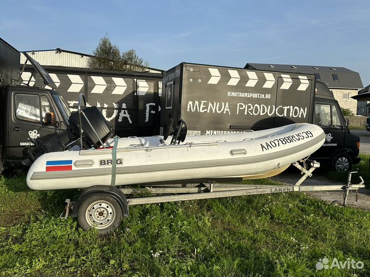 Моторная лодка риб