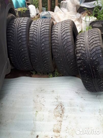 GT Radial Champiro 55 255/55 R18