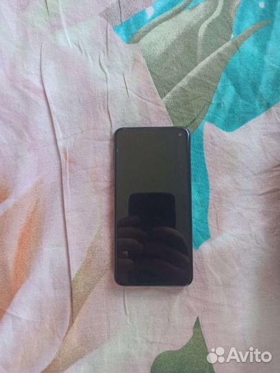 Samsung galaxy s10e