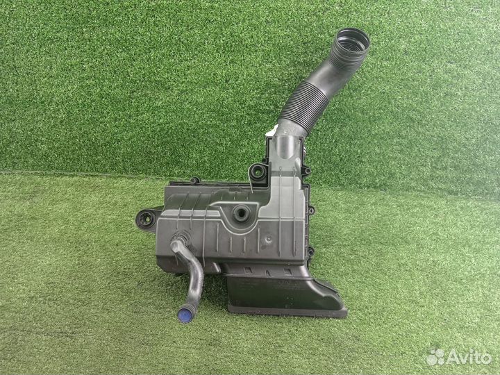 Корпус воздушного фильтра Audi S3 8V