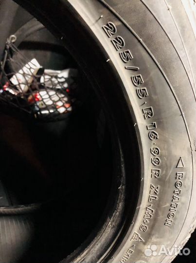 Nokian Tyres Hakkapeliitta 9 SUV 225/55 R16