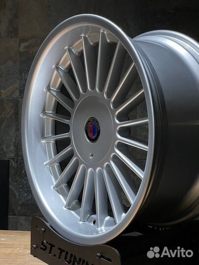 Диски Alpina Design R18 5x120 разноширокие