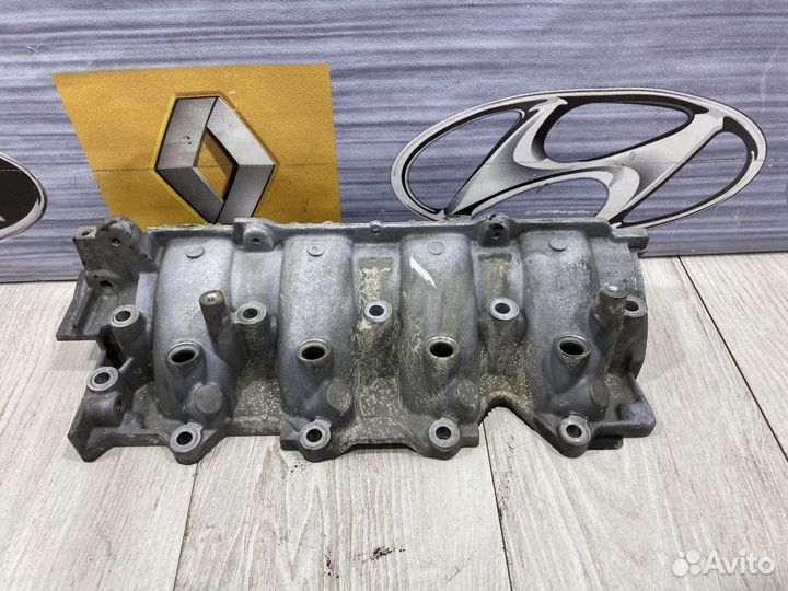 Коллектор впускной Renault megane 1