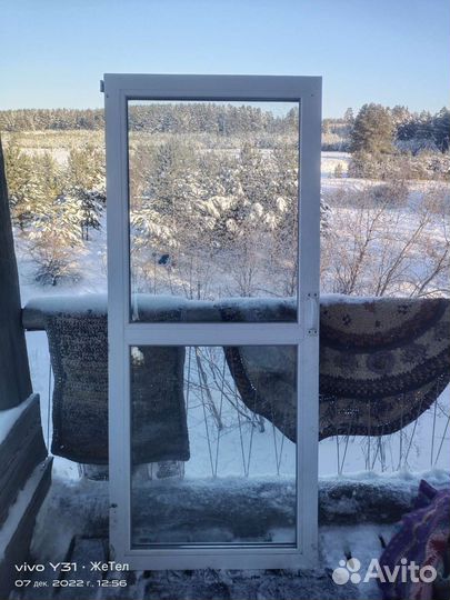 Дверь без рамы