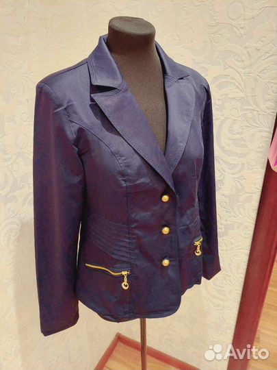 Новый синий редингот c перчатками