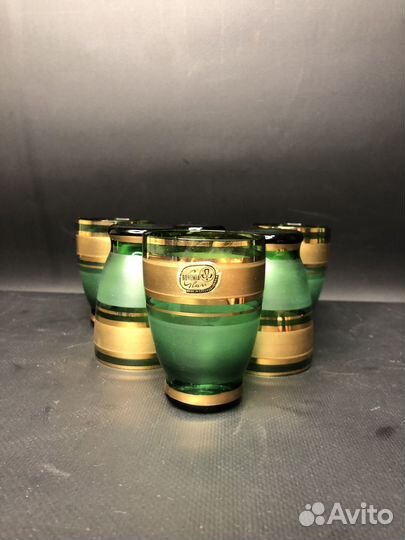 Зеленые рюмки Богемия 6шт
