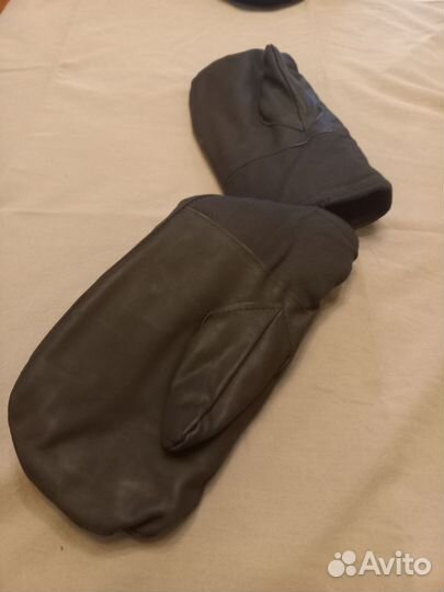 Рукавицы меховые с кожаным налодонником