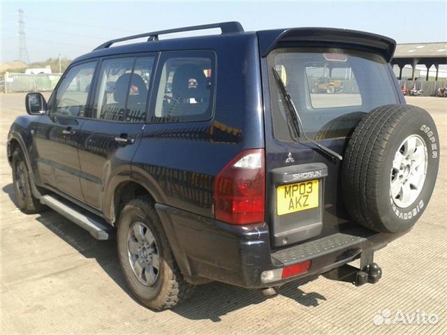 Разбор на запчасти Mitsubishi Pajero / Montero