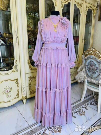 Вечернее платье