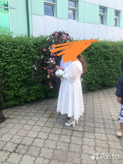 Свадебное платье короткое 50-52размер