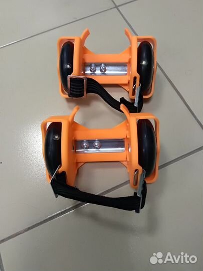 Ролики светящиеся