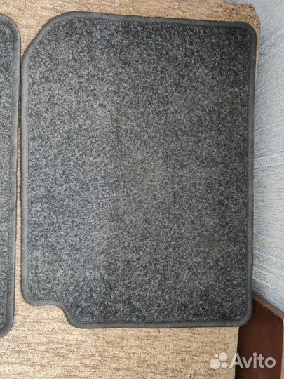 Задние ковры