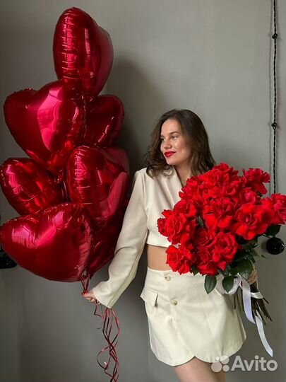 Шары,цветы на 14 февраля для девушки