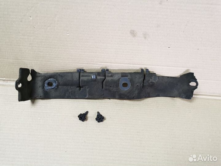 Перегородка моторного щита на Mercedes W124 дорест