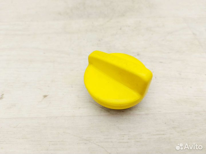 Крышка маслозаливной горловины Renault 8200062947