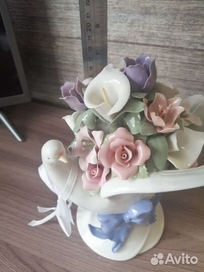 Статуэтка Голубь