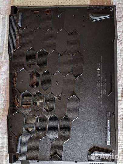 Ноутбук MSI Katana GF76/17.3