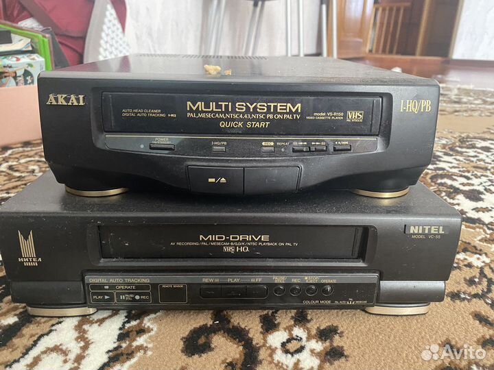 Видеомагнитофон