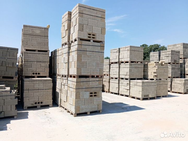 Блок для строительства стен