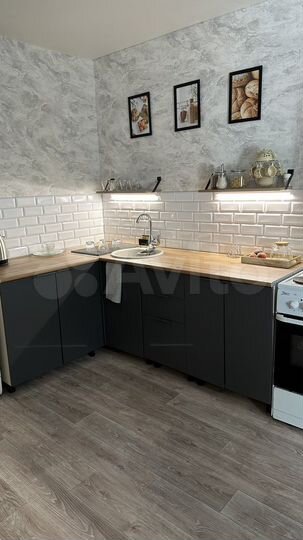 2-к. квартира, 64 м², 5/5 эт.