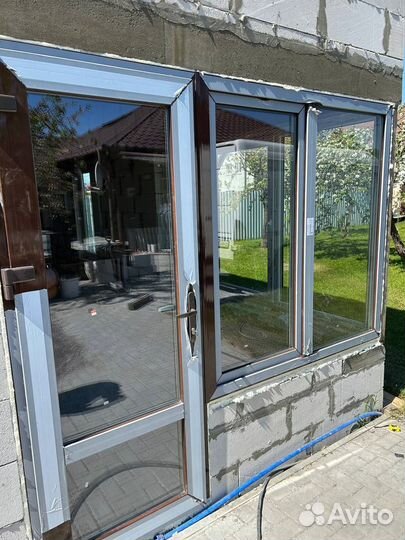 Стеклянные двери