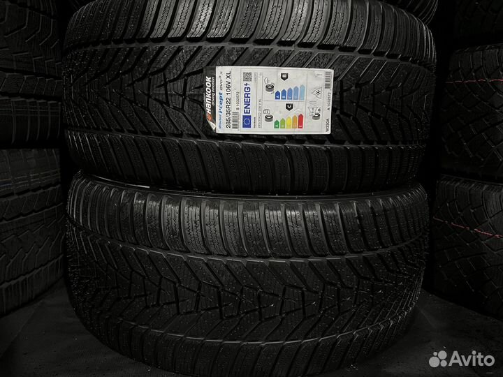 Hankook Winter I'Cept Evo 3 X W330A 315/30 R22 и 285/35 R22 109V