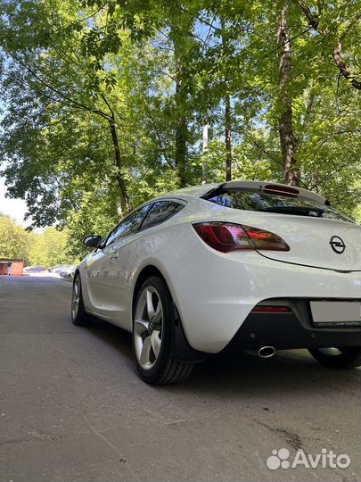 Opel Astra GTC 1.4 AT, 2013, 176 205 км