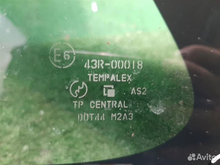 Стекло багажника левое Suzuki SX4 2007