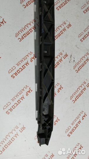 Усилитель бампера передний Audi A6 C7 седан 2.8